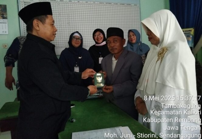 
 Kena Razia, Dinsos Sragen Daftarkan Pernikahkan Warga Rembang di KUA Kaliori
